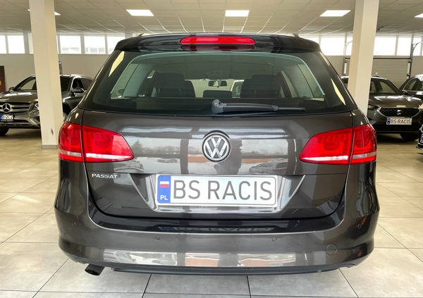 Volkswagen Passat cena 36500 przebieg: 228500, rok produkcji 2014 z Suwałki małe 301